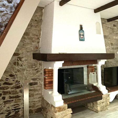 Place Aux Herbes Apartment Nimes Exterior photo