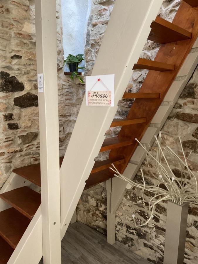 Place Aux Herbes Apartment Nimes Exterior photo